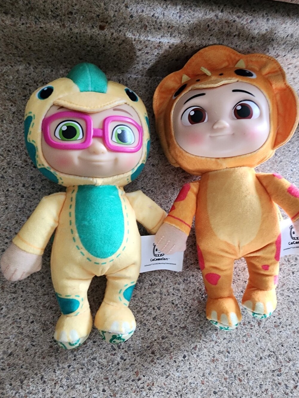 Toys/Kids/ COCOMELON Bella & Jazwares Cocomelon CeCe  Dinosaur Themed 8" Both